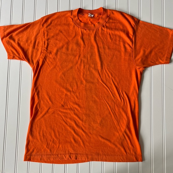 Vintage Custom Graphic Tee - Size S/M See Measurements - Picture 2 of 5